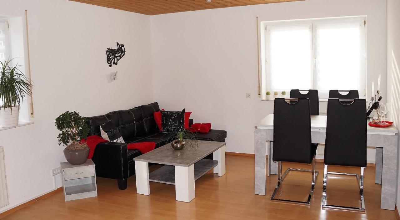 Bodensee Apartment "La Musica" ميكنبورن المظهر الخارجي الصورة